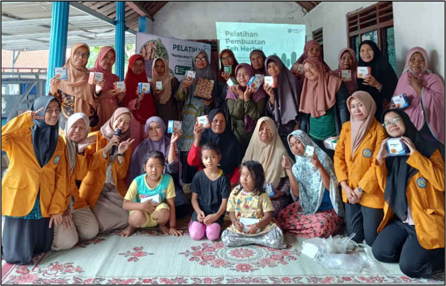 Pelatihan Pembuatan Teh Herbal 1